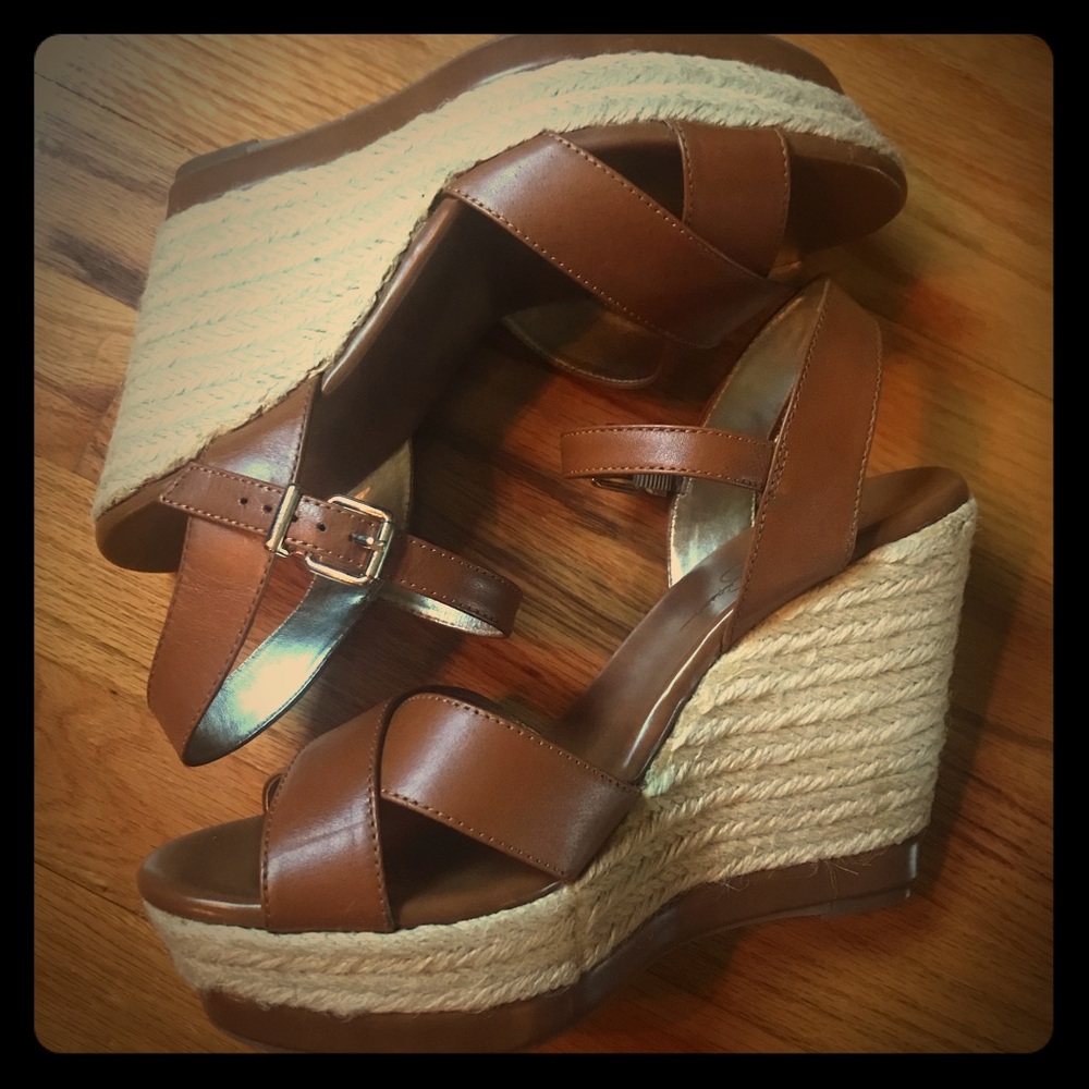 Jessica Simpson platform espadrilles (like new!)